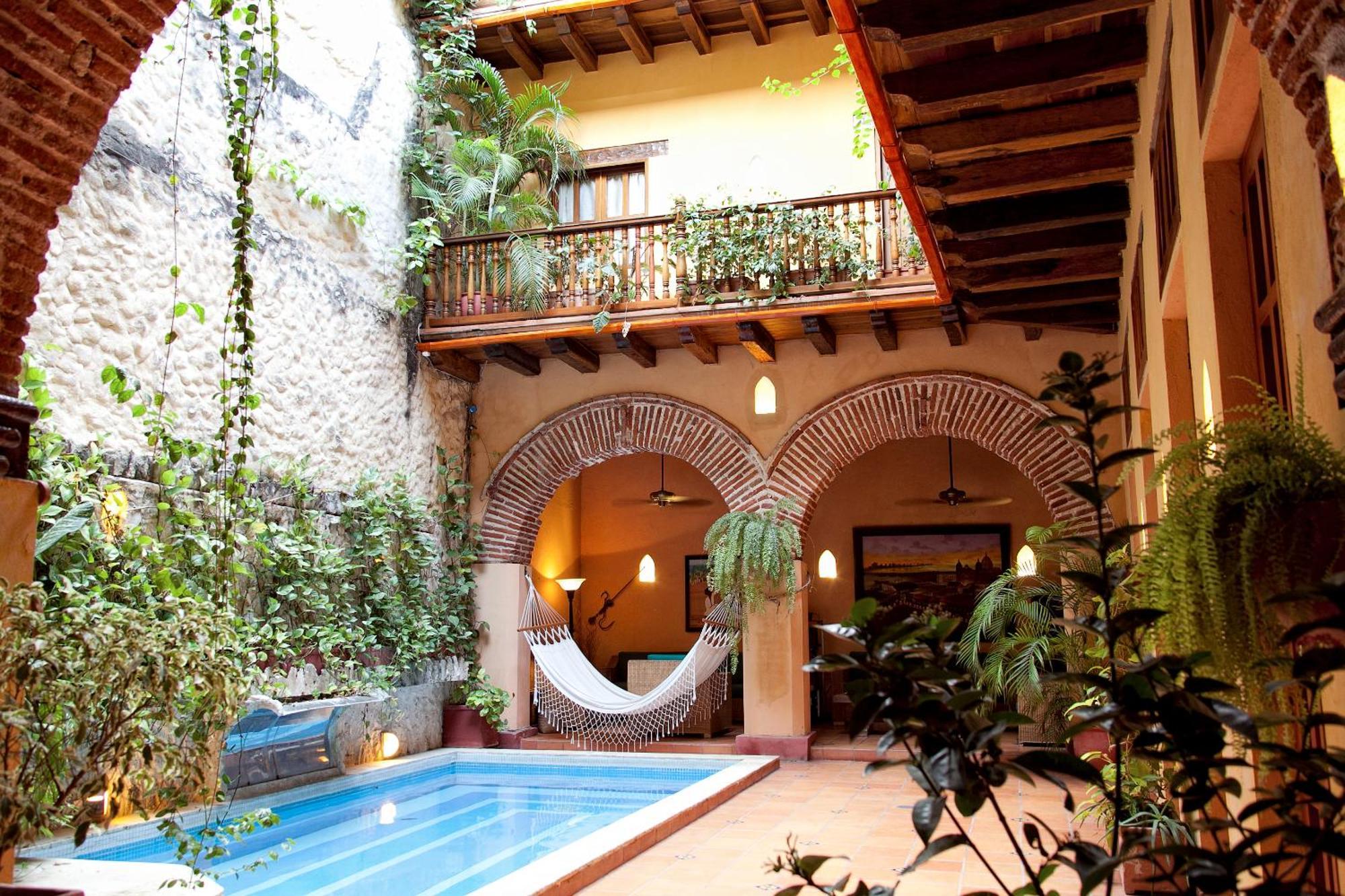 Staying In Centro Cartagena: 5 Historical Hotels Compared