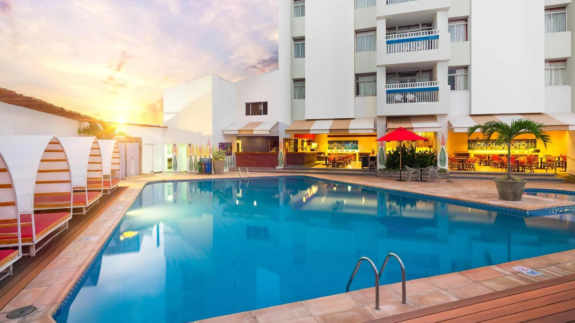 Where to Stay With Kids: 4 Family Hotels in Bocagrande