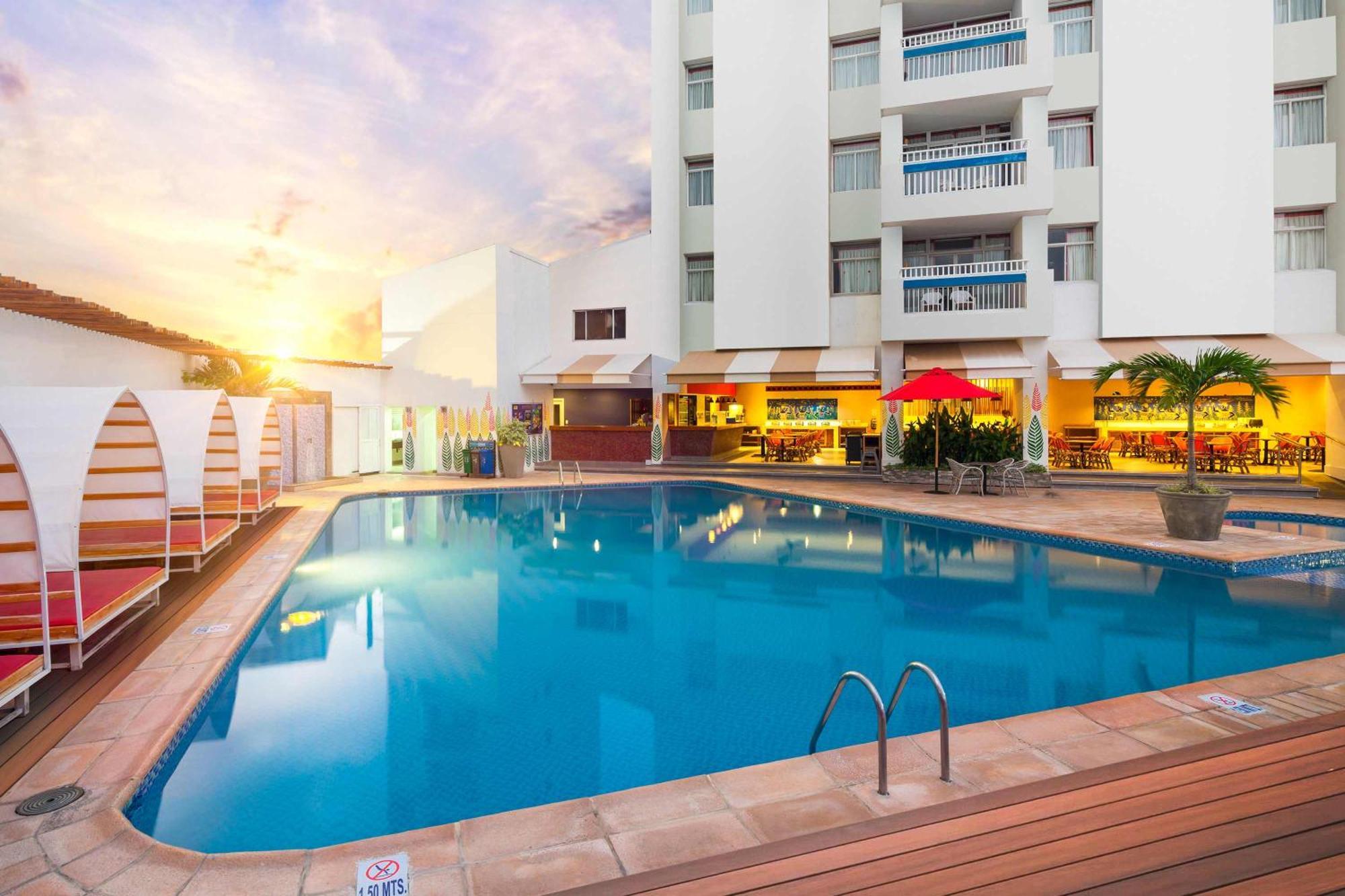 15 Airport Hotels Near Trinidad Square Worth Booking